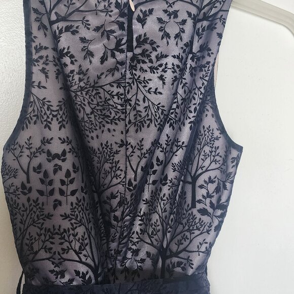 Dark blue dress with a tree pattern - Picture 5 of 8